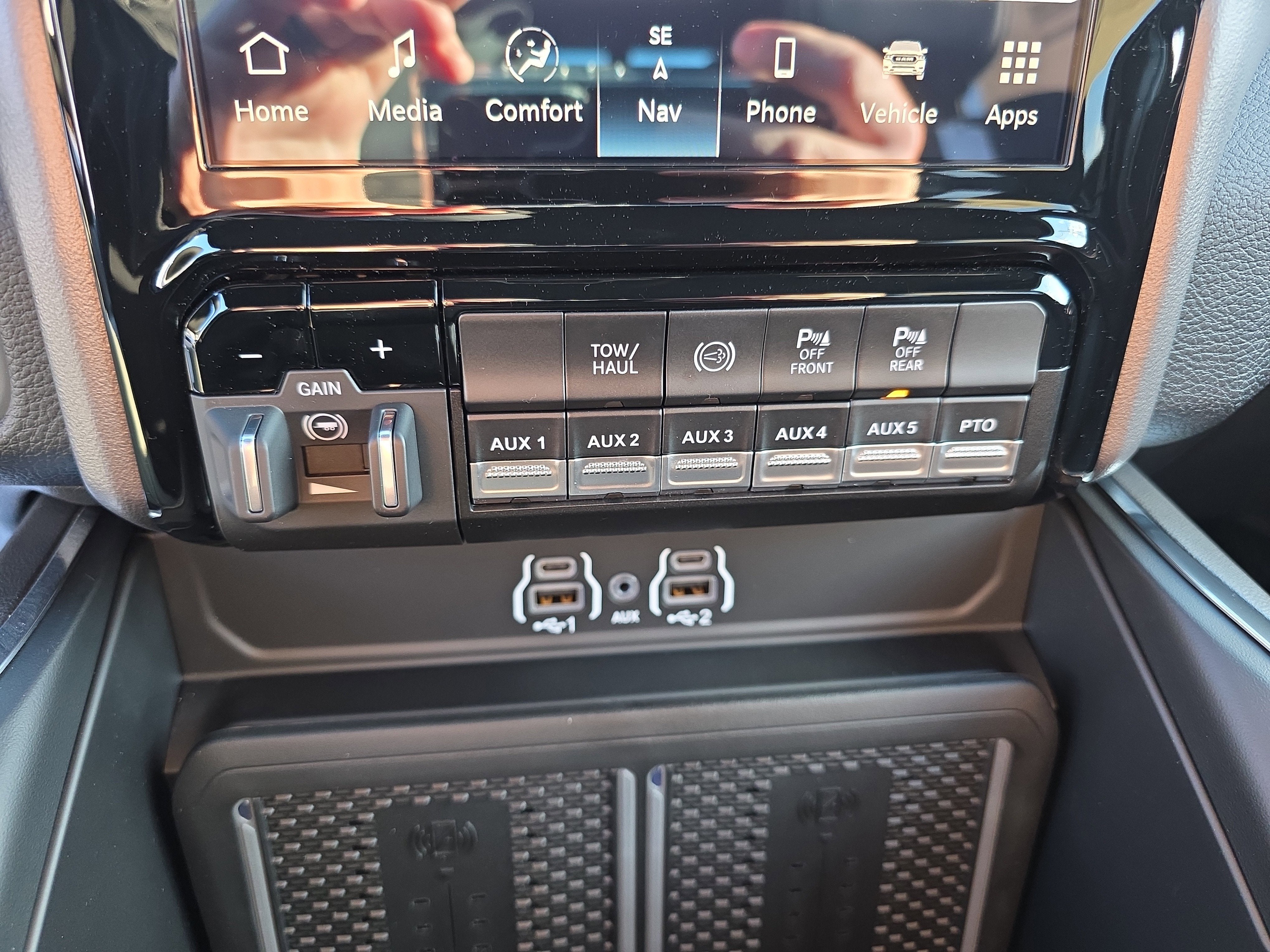 2026 RAM 3500 Chassis Cab Laramie