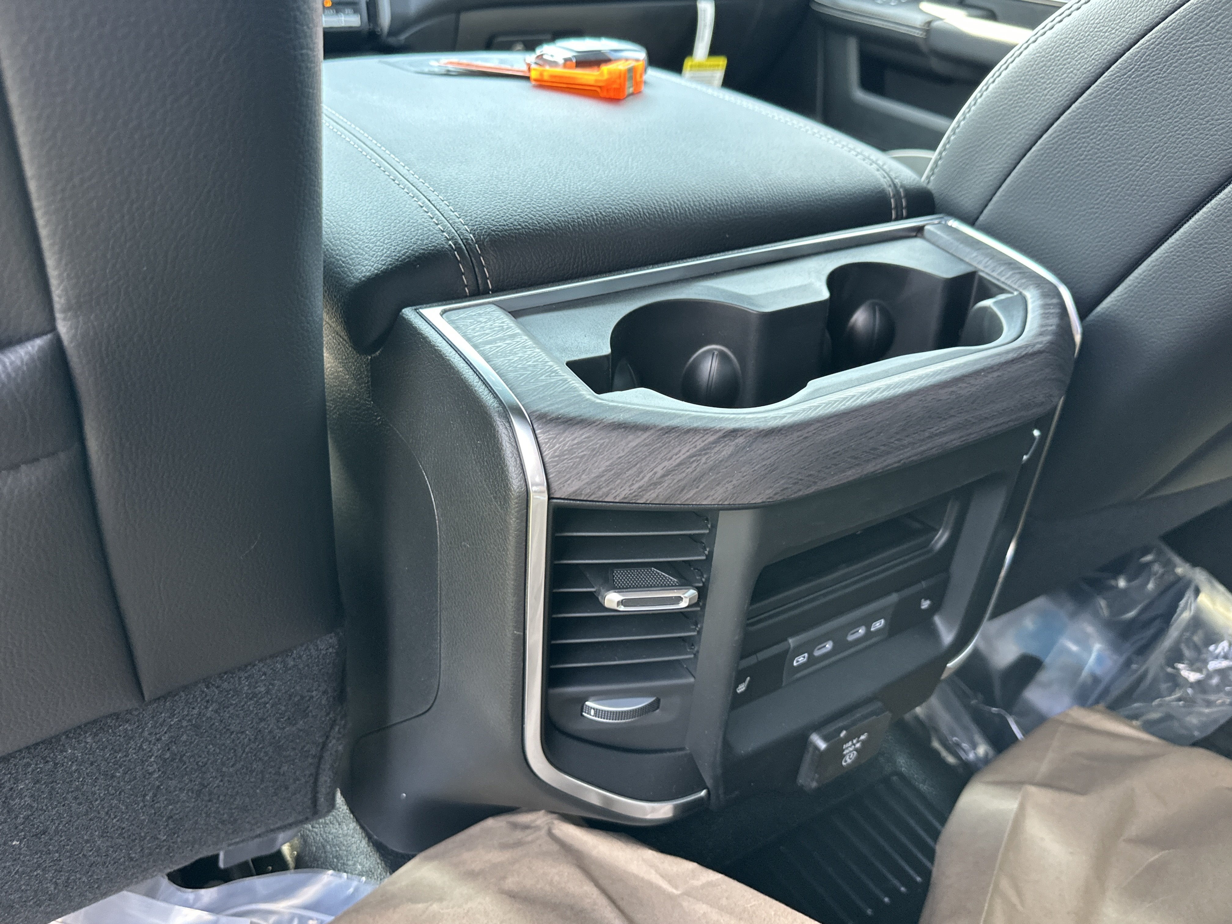 2027 RAM 3500 Chassis Cab Laramie