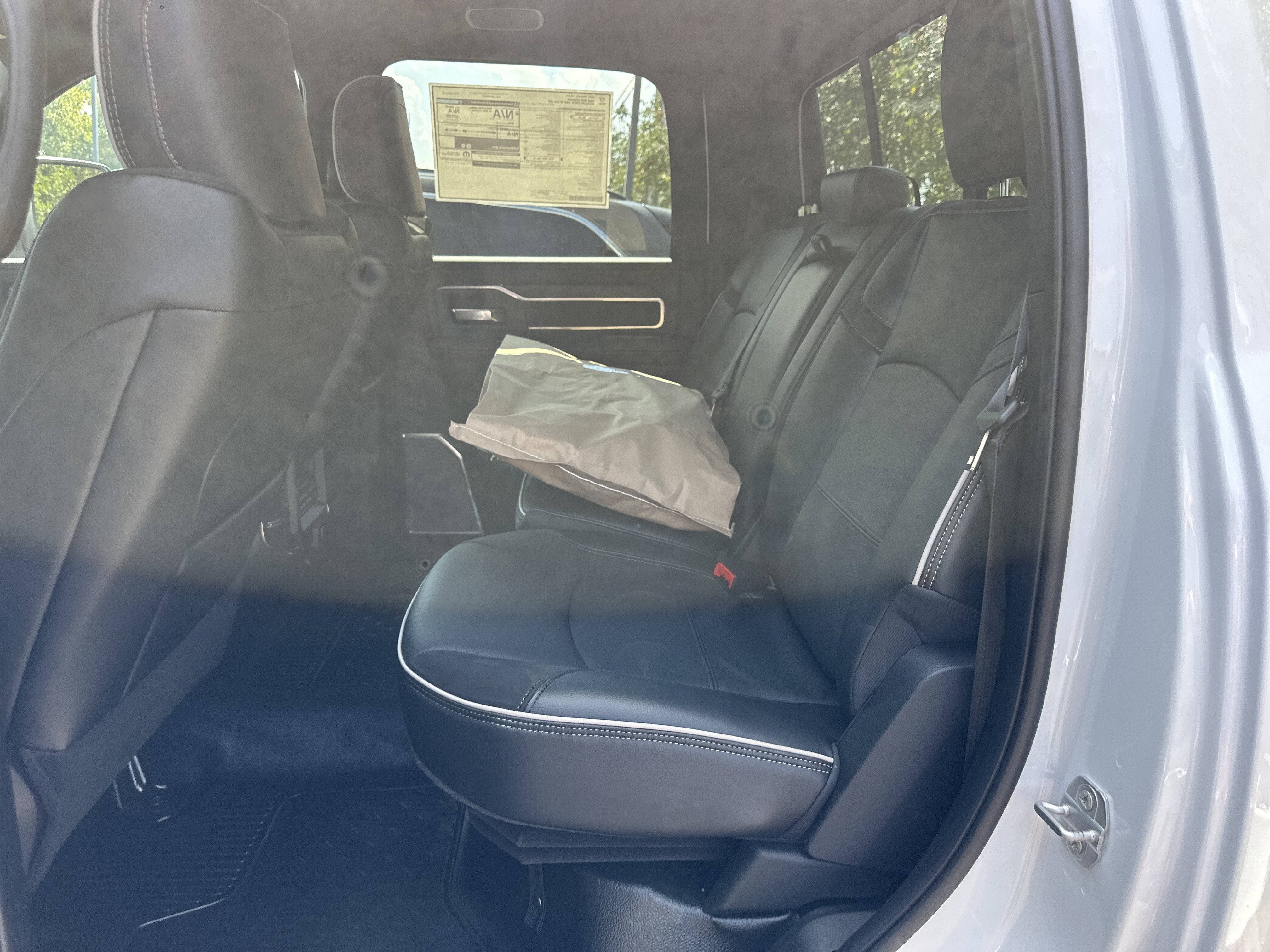 2027 RAM 3500 Chassis Cab Laramie