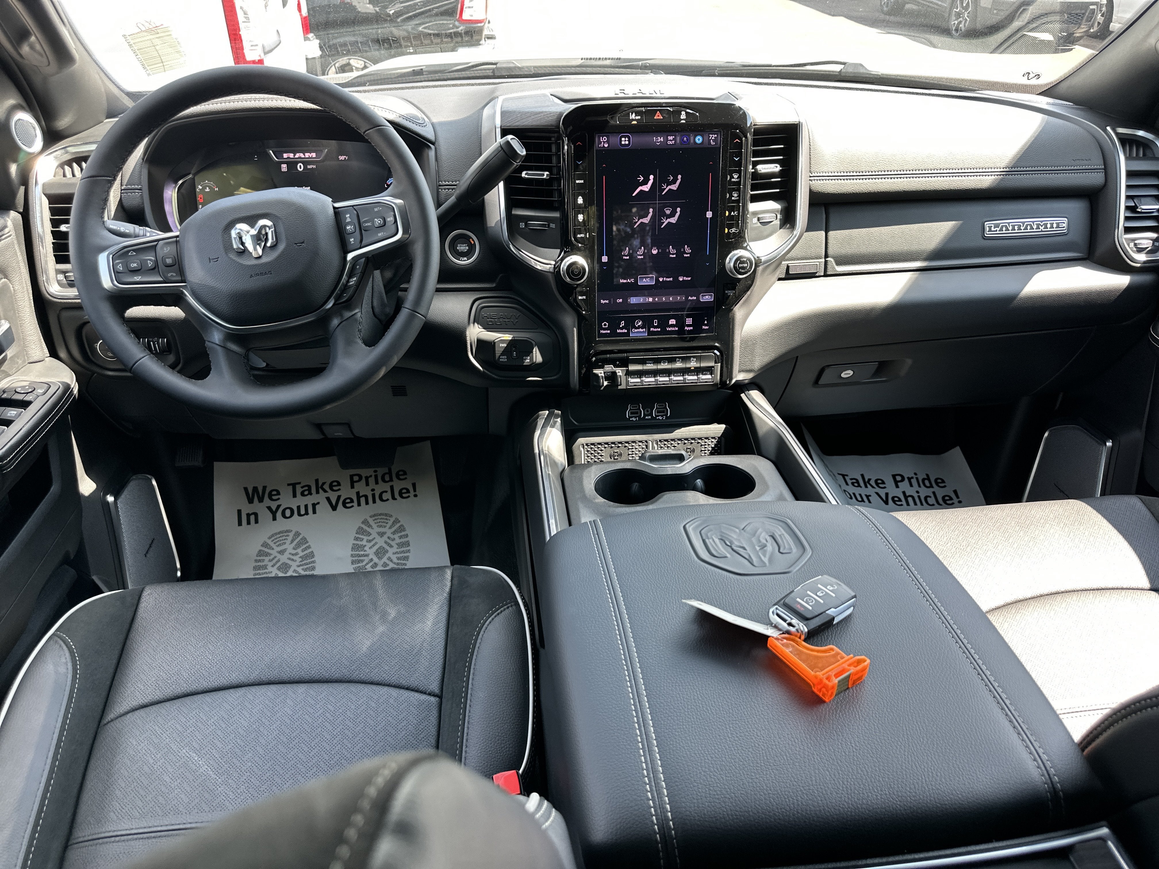 2027 RAM 3500 Chassis Cab Laramie