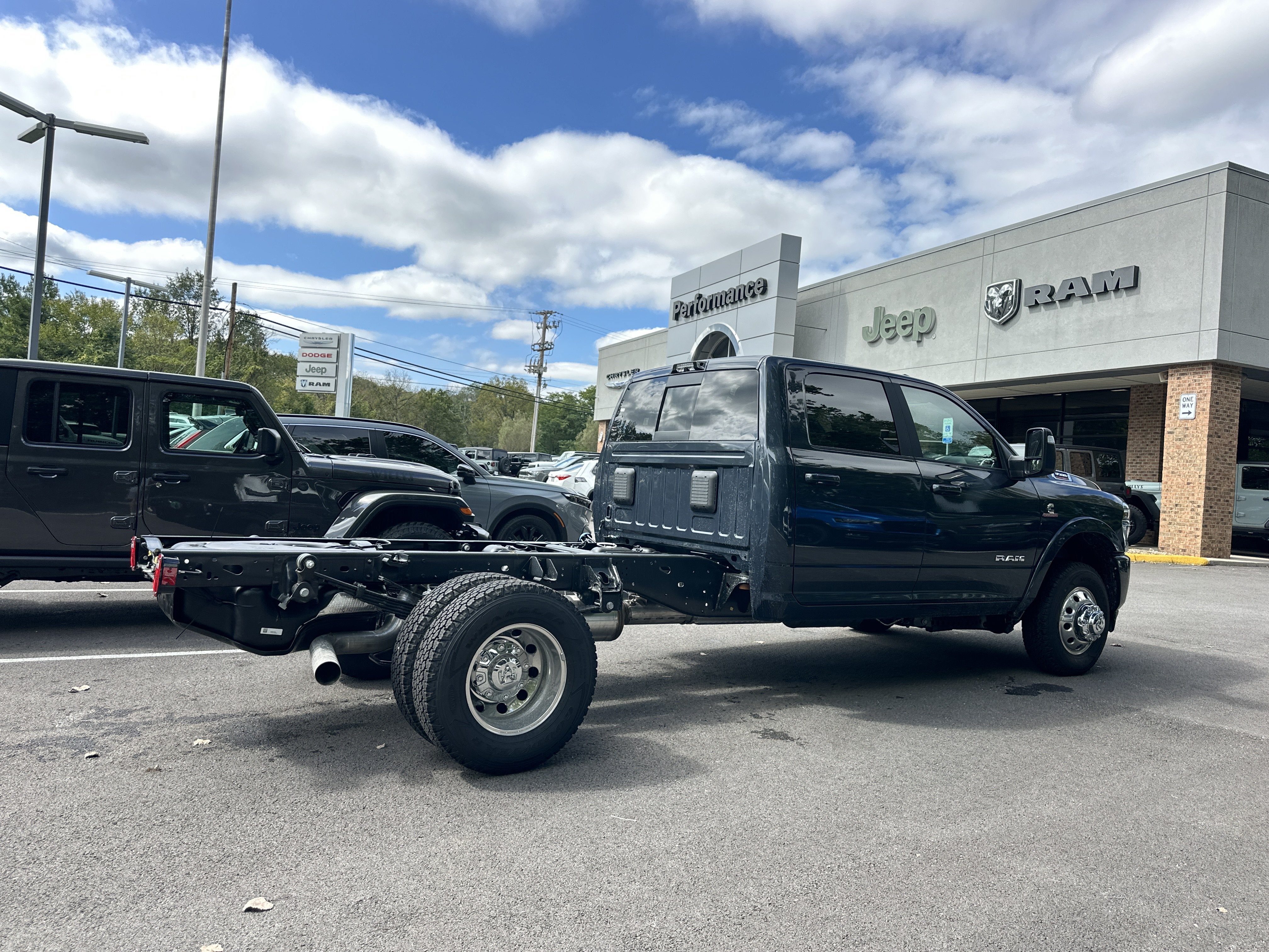 2027 RAM 3500 Chassis Cab Laramie