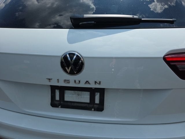 2024 Volkswagen Tiguan 2.0T SEL R-Line