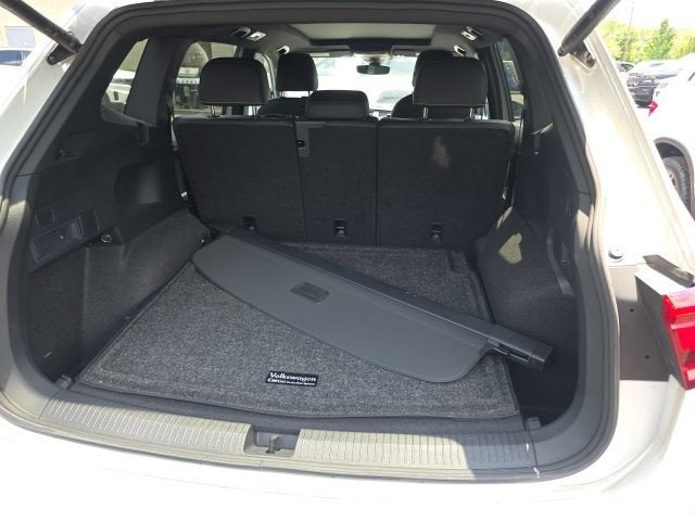 2024 Volkswagen Tiguan 2.0T SEL R-Line
