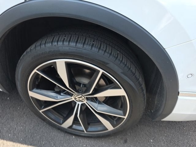 2024 Volkswagen Tiguan 2.0T SEL R-Line