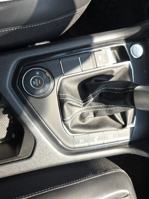 2024 Volkswagen Tiguan 2.0T SEL R-Line