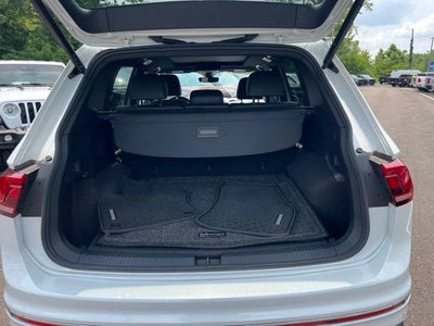 2024 Volkswagen Tiguan 2.0T SEL R-Line