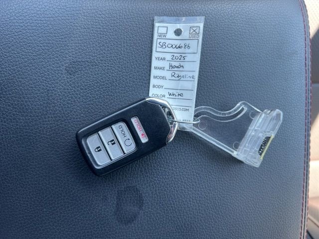 2025 Honda Ridgeline Black Edition