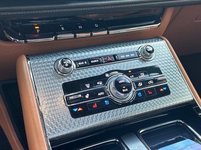 2022 Lincoln Aviator Black Label