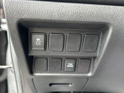 2016 Nissan Pathfinder SV