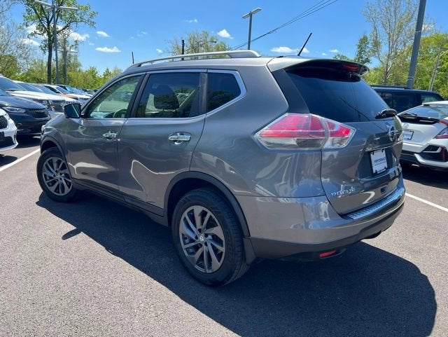 2016 Nissan Rogue SL