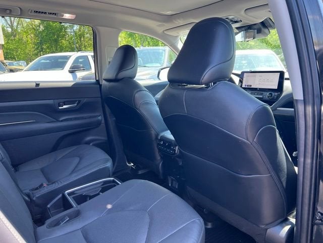 2025 Toyota Grand Highlander Platinum