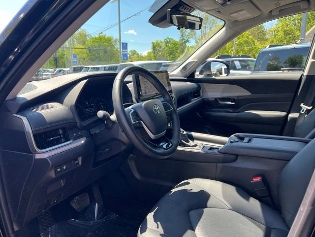 2025 Toyota Grand Highlander Platinum