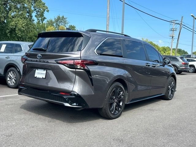 2022 Toyota Sienna XSE