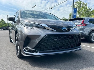 2022 Toyota Sienna XSE