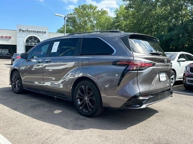 2022 Toyota Sienna XSE