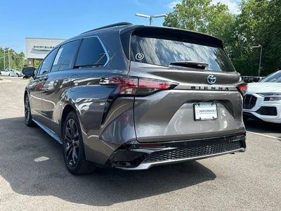 2022 Toyota Sienna XSE