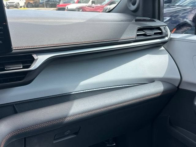 2022 Toyota Sienna XSE
