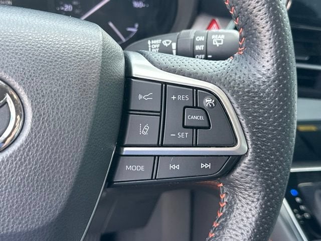 2022 Toyota Sienna XSE