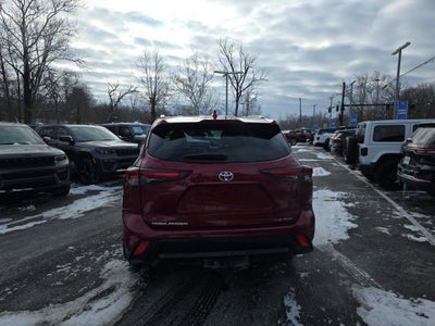 2026 Toyota Highlander XLE