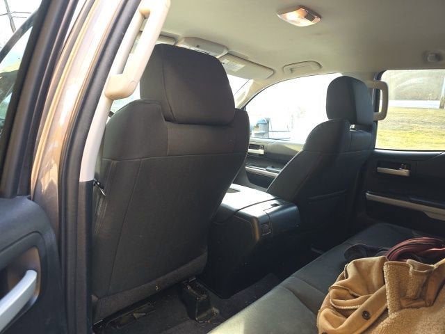 2014 Toyota Tundra SR5