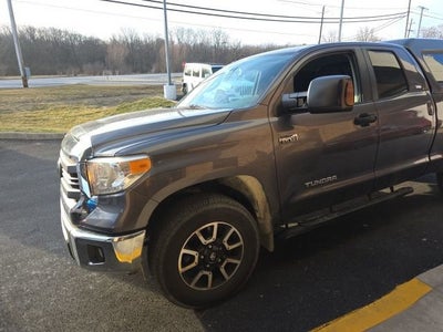 2014 Toyota Tundra SR5