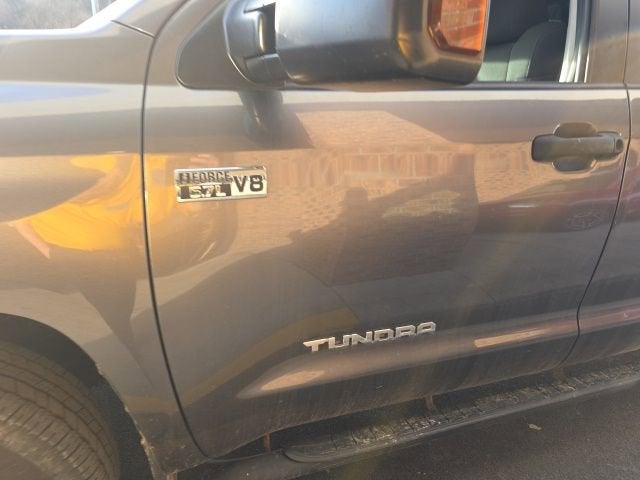 2014 Toyota Tundra SR5