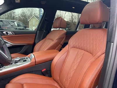 2025 BMW X7 M60i