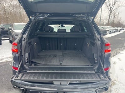 2022 BMW X5 M50i