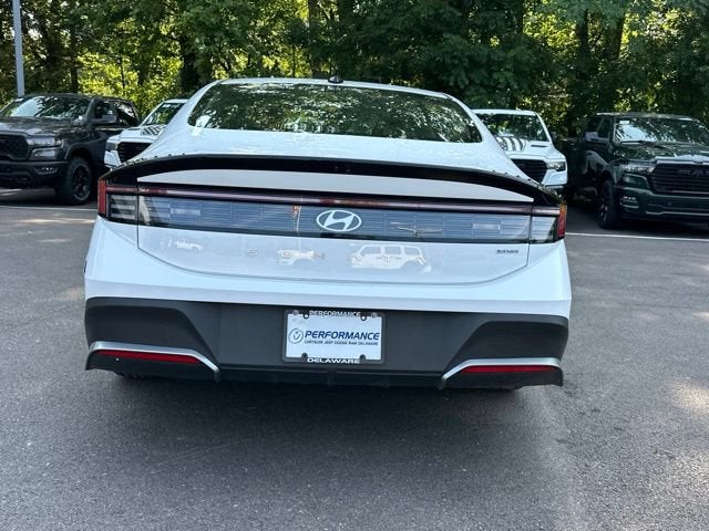 2026 Hyundai Sonata Hybrid Blue