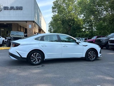 2026 Hyundai Sonata Hybrid Blue