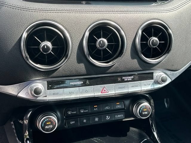 2022 Kia Stinger GT-Line