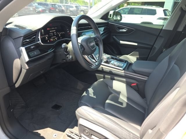 2022 Audi Q8 55 Premium