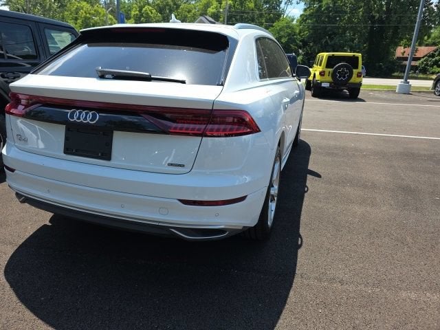2022 Audi Q8 55 Premium