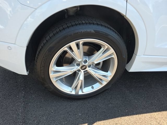 2022 Audi Q8 55 Premium