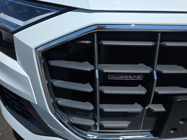 2022 Audi Q8 55 Premium