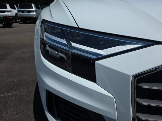 2022 Audi Q8 55 Premium