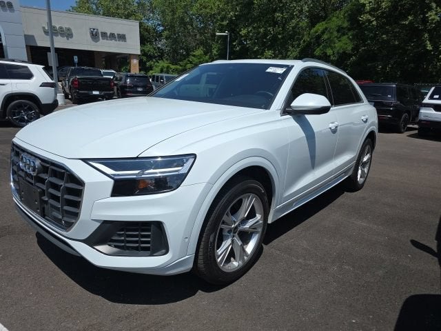 2022 Audi Q8 55 Premium