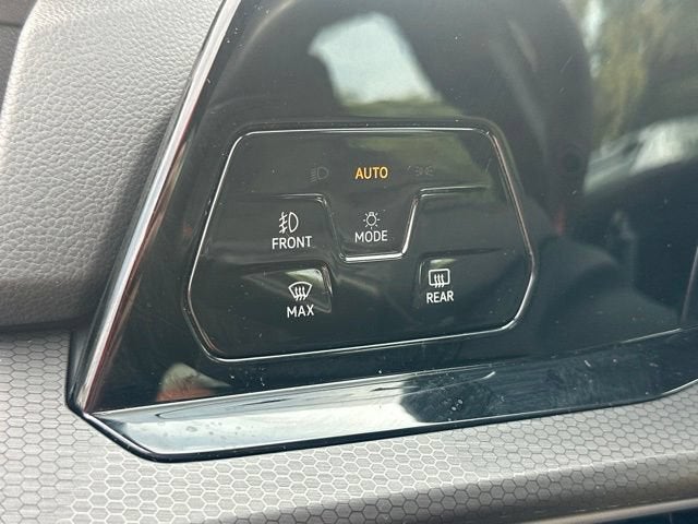 2024 Volkswagen Golf GTI SE