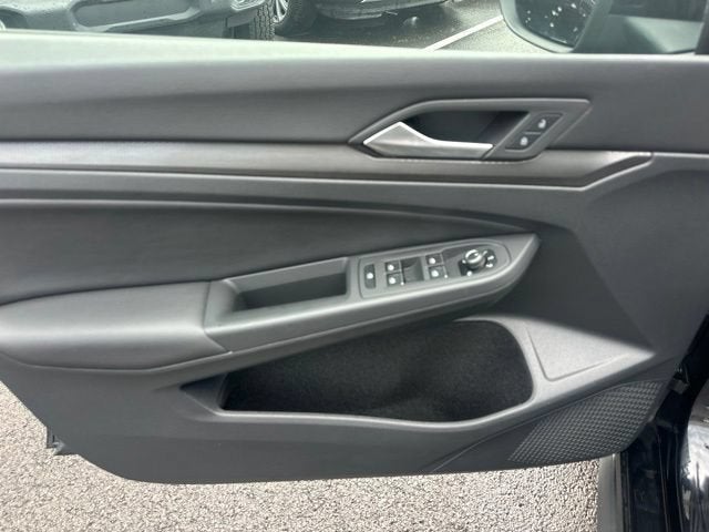 2024 Volkswagen Golf GTI SE