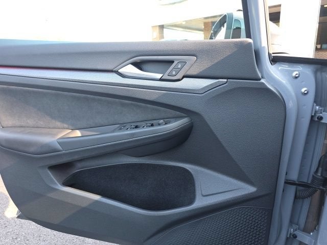 2025 Volkswagen Golf GTI 2.0T SE