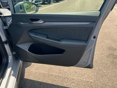 2025 Volkswagen Golf GTI 2.0T SE