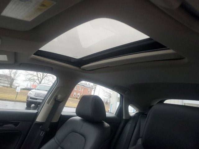 2024 Honda Civic Hatchback EX-L