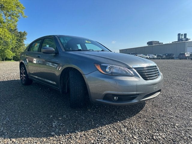 2013 Chrysler 200 Limited