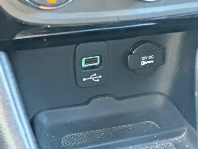 2013 Chrysler 200 Limited