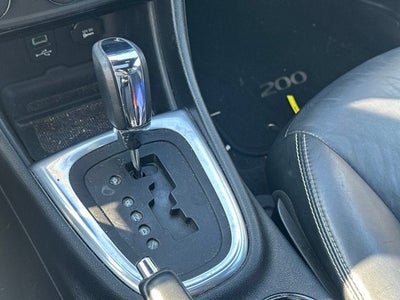 2013 Chrysler 200 Limited