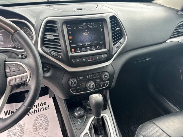 2016 Jeep Cherokee Overland