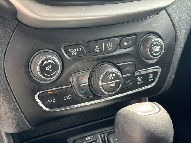 2016 Jeep Cherokee Overland