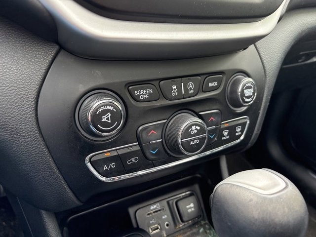 2016 Jeep Cherokee Overland