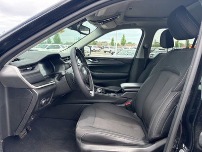 2023 Jeep Grand Cherokee Laredo