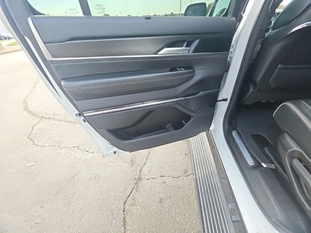 2024 Jeep Grand Wagoneer L Series II